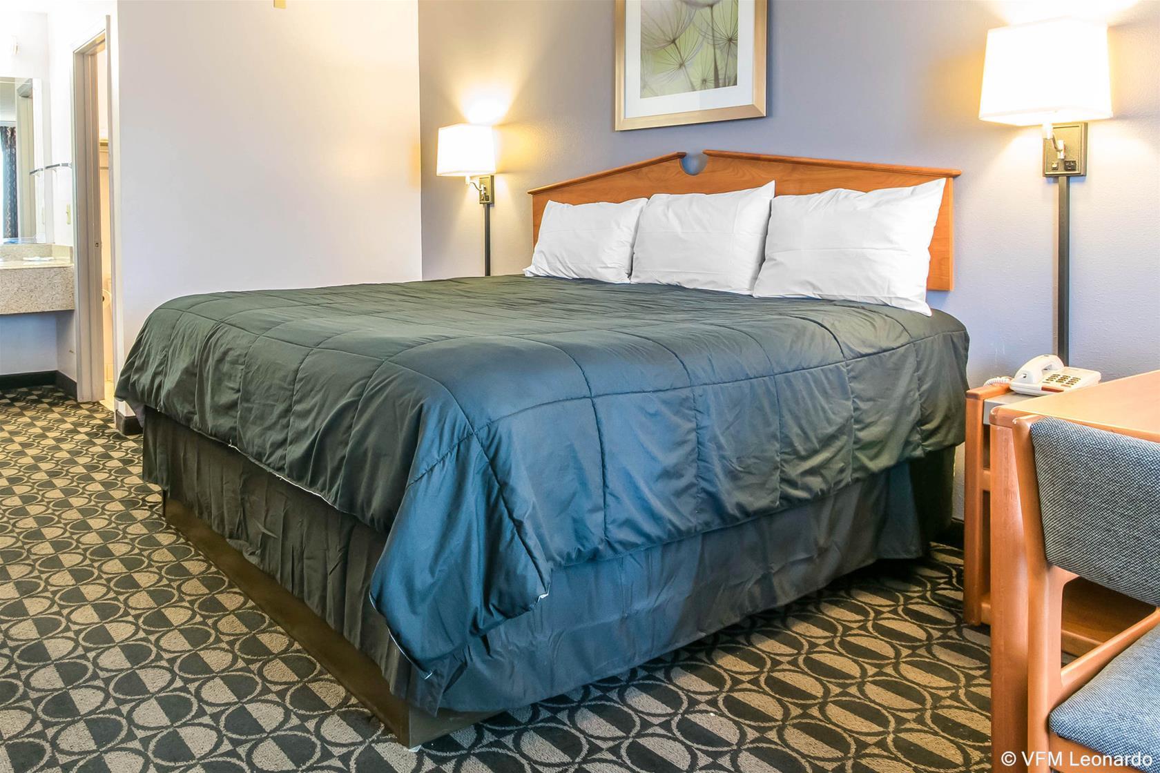 Studio 6 Suites Louisville Ky Airport/Expo Center ภายนอก รูปภาพ