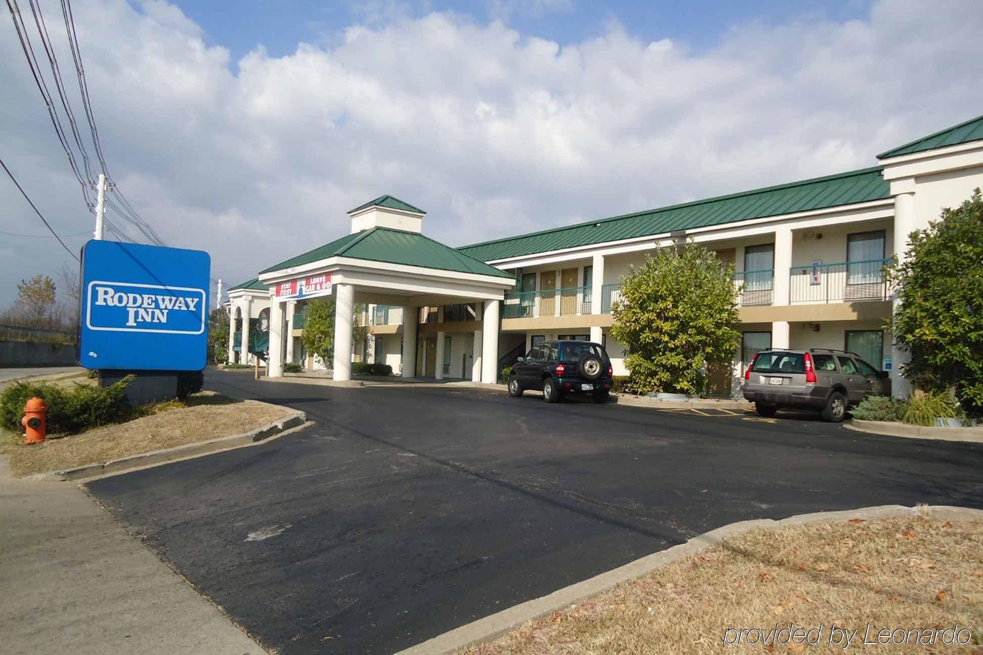 Studio 6 Suites Louisville Ky Airport/Expo Center ภายนอก รูปภาพ